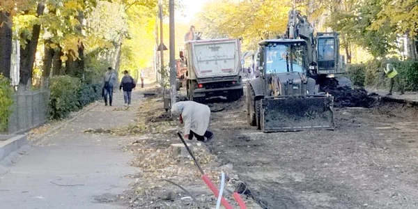 batrani traversare strada Barlad FOTO Vremea Noua (2) jpg