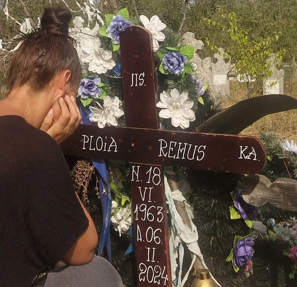 Artista a povestit că şacalii ajung nu doar la cimitir, ci până în sat. Foto Click!