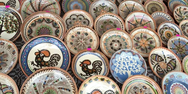 Cocoşul de Hurez - târg internaţional de ceramică tradiţională românească ajuns la a 50-a ediţie Foto Cocoşul de Hurez 1