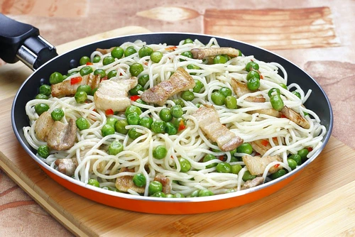 spaghete costita mazare jpeg