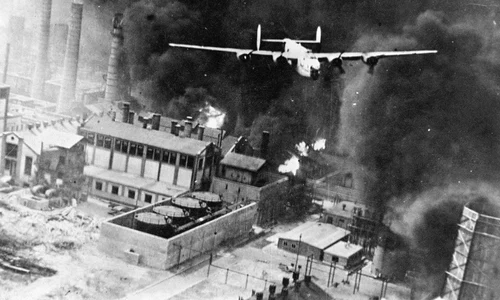 Calendar 1 august: 1943   Operațiunea „Tidal Wave”: Primul atac aerian de anvergură lansat de aviația americană asupra României jpeg