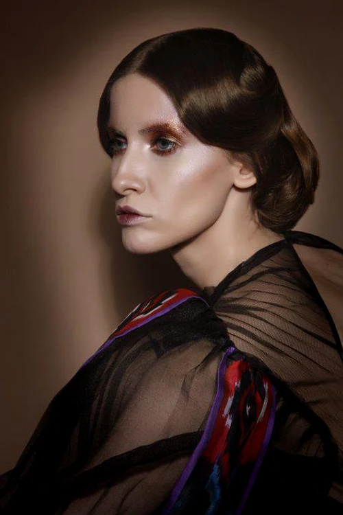 
    Iulia Albu (foto:Facebook)  