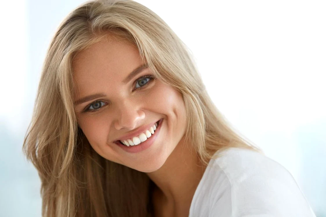 Beauty Woman Portrait  Girl With Beautiful Face Smiling jpeg