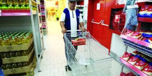 Craiova:Supermarketurile craiovene, lovite de criză