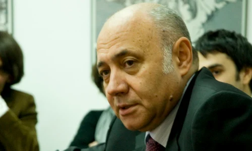 Chirurgul nu mai e singur dialog cu prof dr Irinel POPESCU jpeg