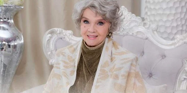 „O legendă... Margareta Pâslaru - 65 de ani de carieră” din 1 martie, la Muzeul Național de Istorie a României