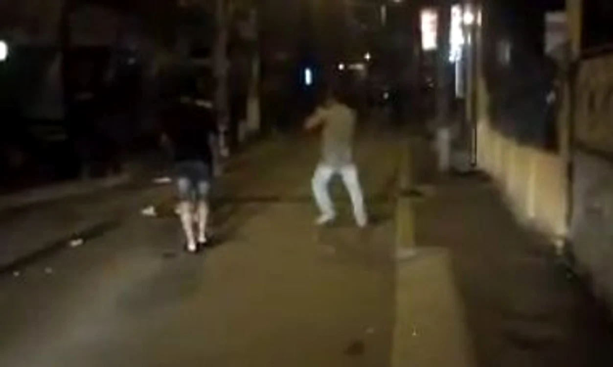 Bătaie pe stradă