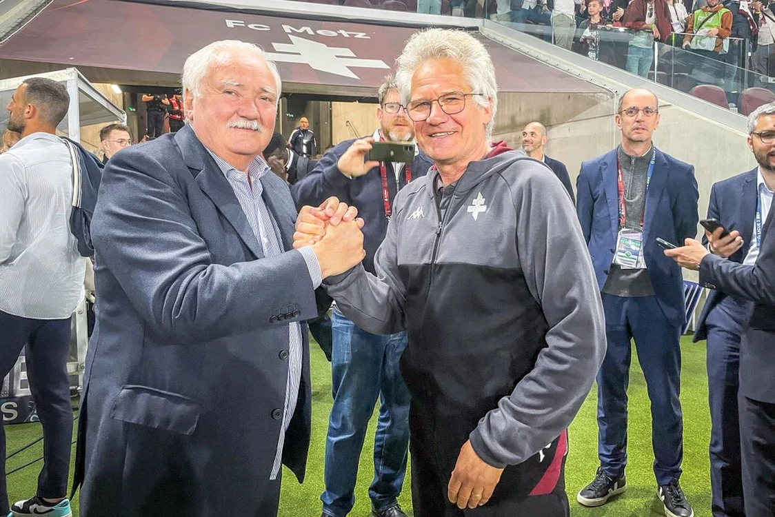 Bernard Serin și Loți Boloni, fericiți după promovare. Foto Twitter