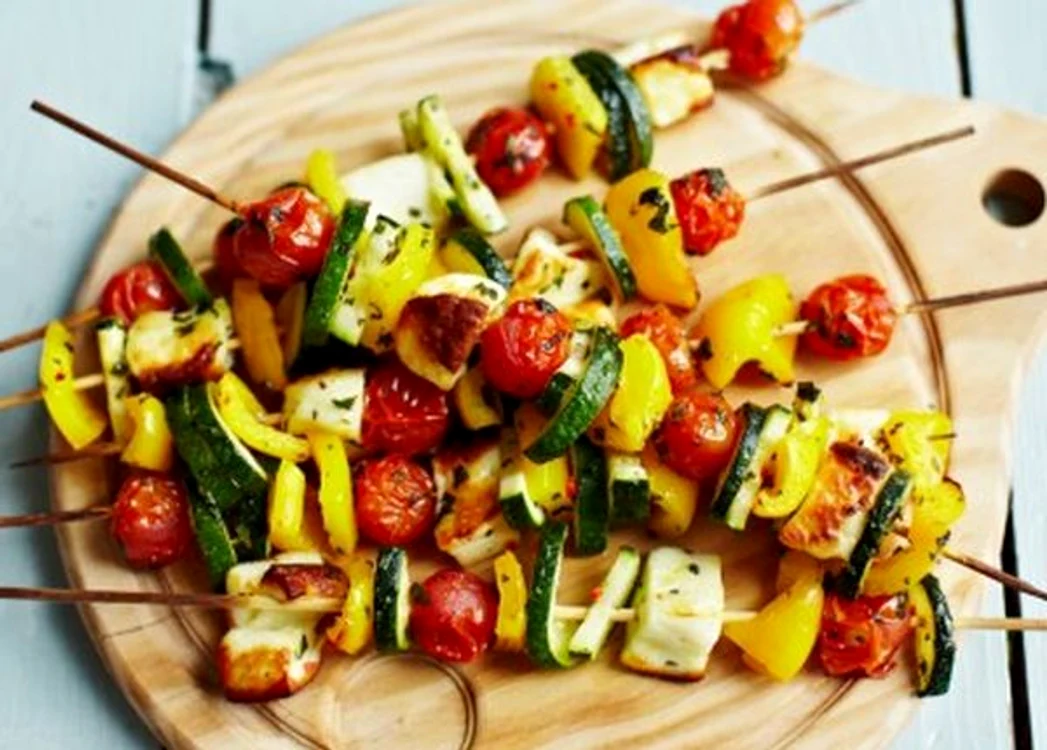 Frigarui cu legume si branza halloumi jpeg