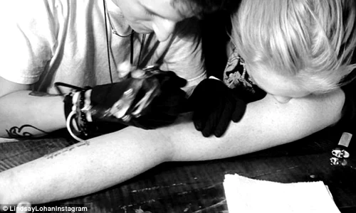 article 2458440 18b9801500000578 404 634x590 jpeg