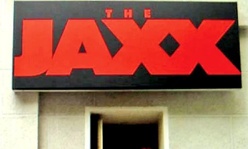 În Clubul The Jaxx nu este  permis accesul clienţilor  de sex masculin jpeg