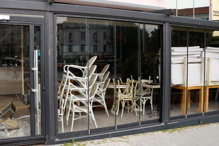 
    Bulgaria a închis restaurantele și centrele comerciale, pentru a limita răspândirea noului coronavirusfoto: Shutterstock  