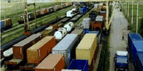Braşov: Angajaţii CFR Marfă, trimişi în şomaj tehnic
