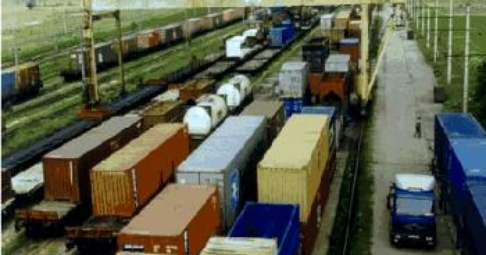 CFR Marfă va transporta 2,4 milioane de tone de lignit pentru CRET Govora