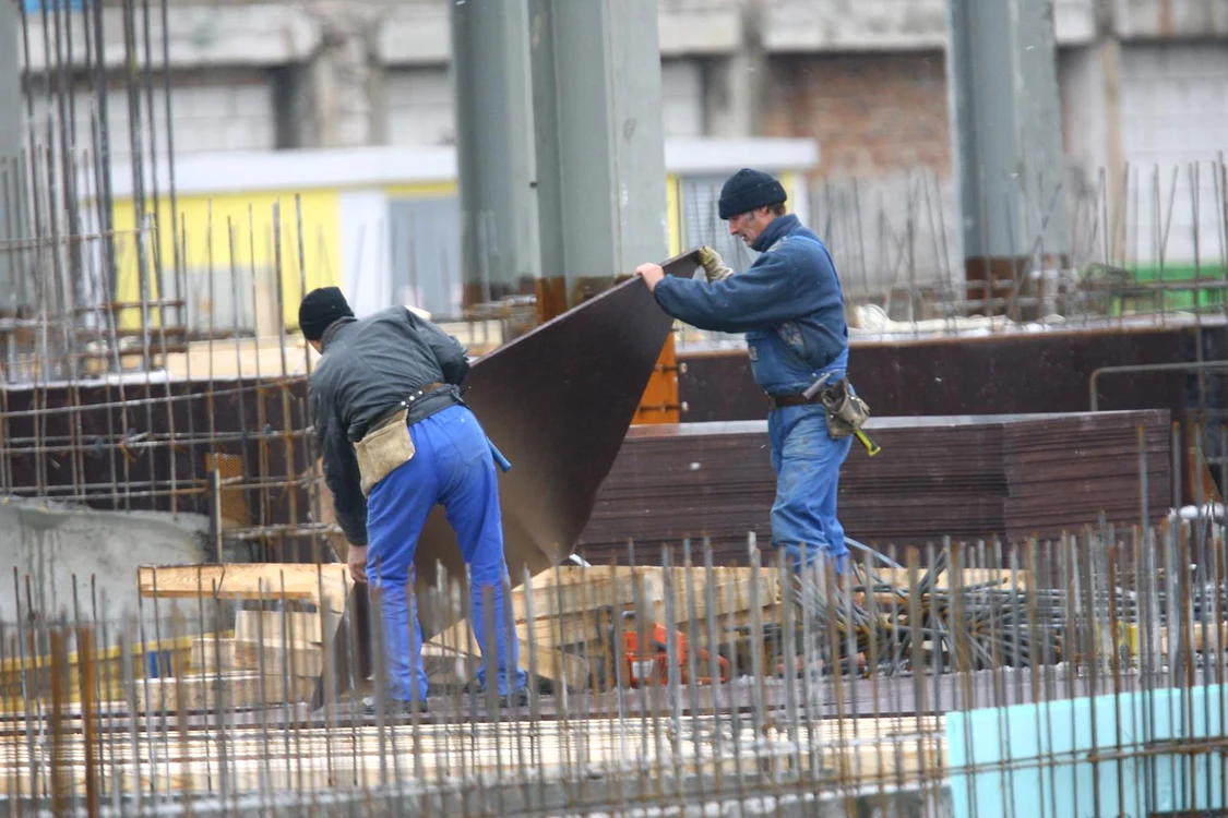 490 de braşoveni au reuşit să-şi găsească de lucru în ianuarie
