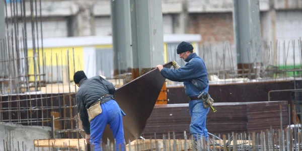 490 de braşoveni au reuşit să-şi găsească de lucru în ianuarie