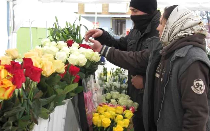 Florăresele din Târgovişte au dat de mare necaz, chiar de ziua îndrăgostiţilor