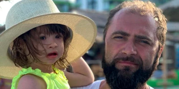 Preotul Mihail Bucă de la Tronos şi Catedrala Patriarhală cu mezina Irene Ecaterina grav bolnavă Sursa Facebook Mihail Bucă