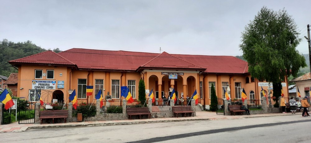 Contabilă condamnată după ce a creat un prejudiciu uriaș unei primării. „Legea e făcută s-o citești și printre rânduri”