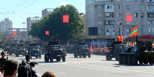 Regiunea separatistă îşi demonstreză în fiecare an la paradă militară armele de care dispune datorită Rusiei