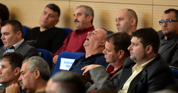 Dumitru Firu, de la Viitorul FCM Craiova, răpus de somn FOTO Mediafax