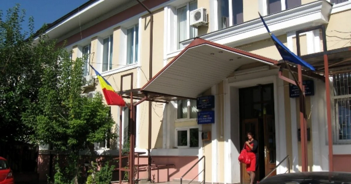 Au început înscrierile la Palatul Copiilor din Bacău FOTO Mircea Merticariu