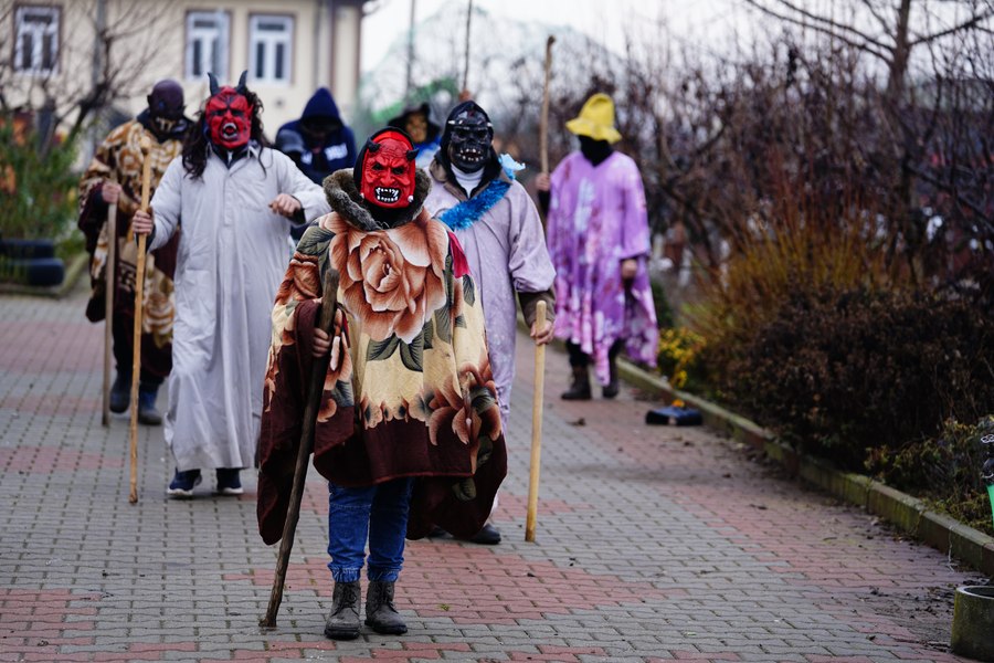 „Urâții”, obiceiul din Oltenia care încheie Sărbătorile de Iarnă