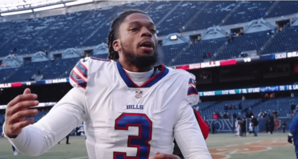 Vedeta NFL Damar Hamlin, în stare critică după ce s-a prăbușit în timpul unui meci VIDEO