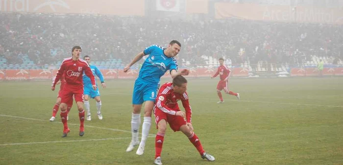 Mircea Axente a avut viaţă grea cu apărarea argeşeană. Foto Liviu Ghinea