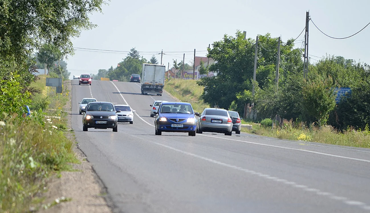 Drumurile reprezintă principala preocupare a primarilor din judeţ FOTO: Adevărul.ro