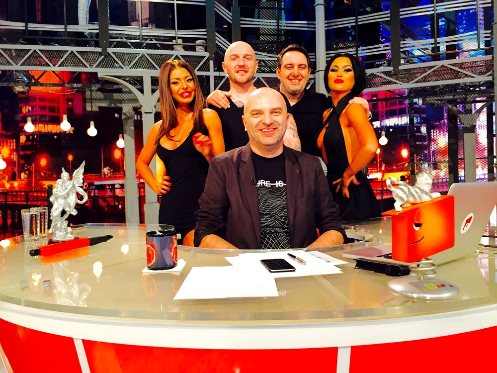 Silviu Andrei şi echipa de la "Un show păcătos"