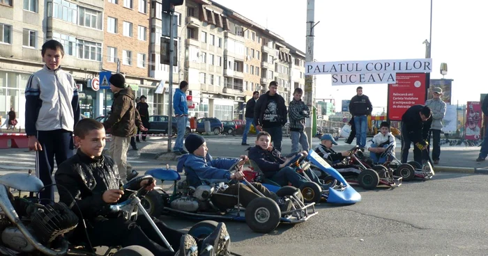 Micuţii aşteaptă startul