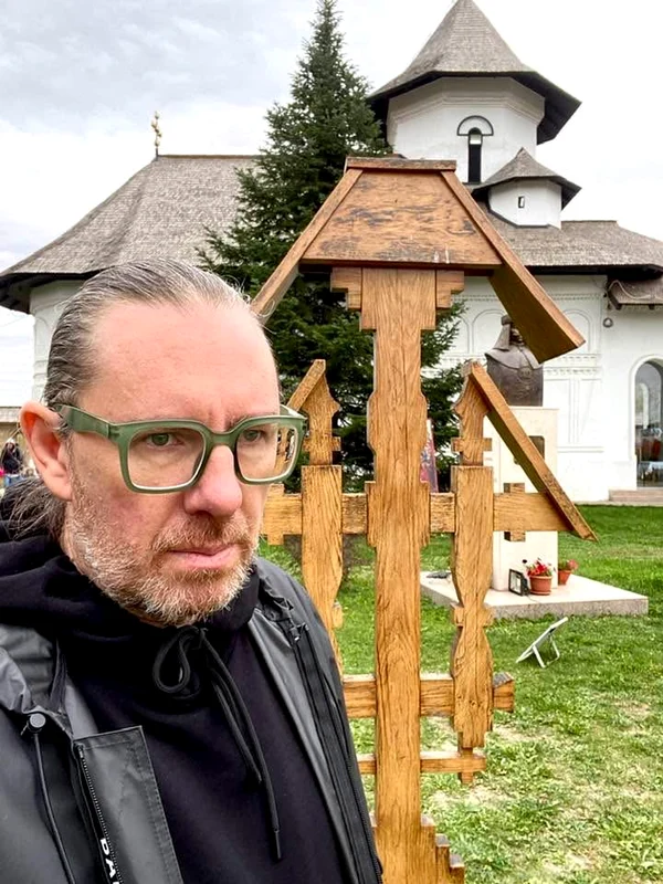 Artistul român Nicolae Voiculeț, indignat în privința furtului tezaurului dacic foto: Facebook 