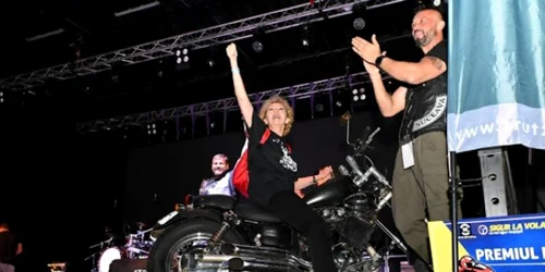 teodora munteanu motocicleta