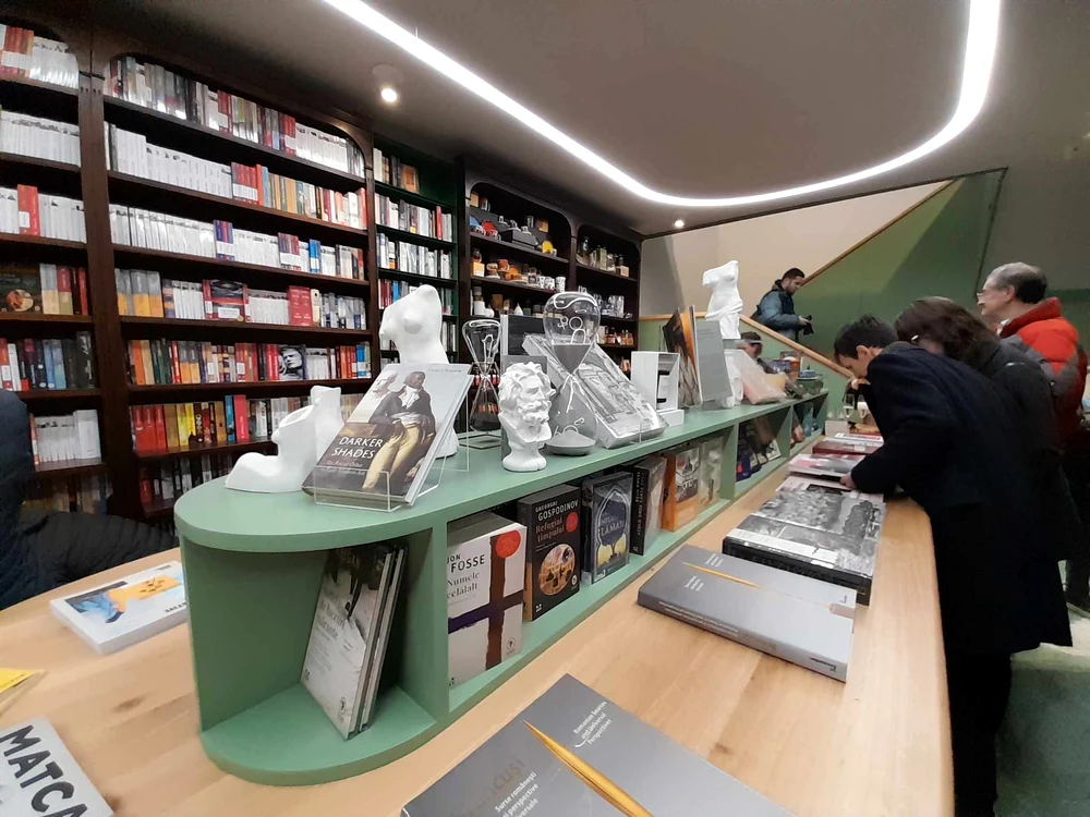 Redeschiderea librăriei Cărturești Mercy FOTO Ștefan Both