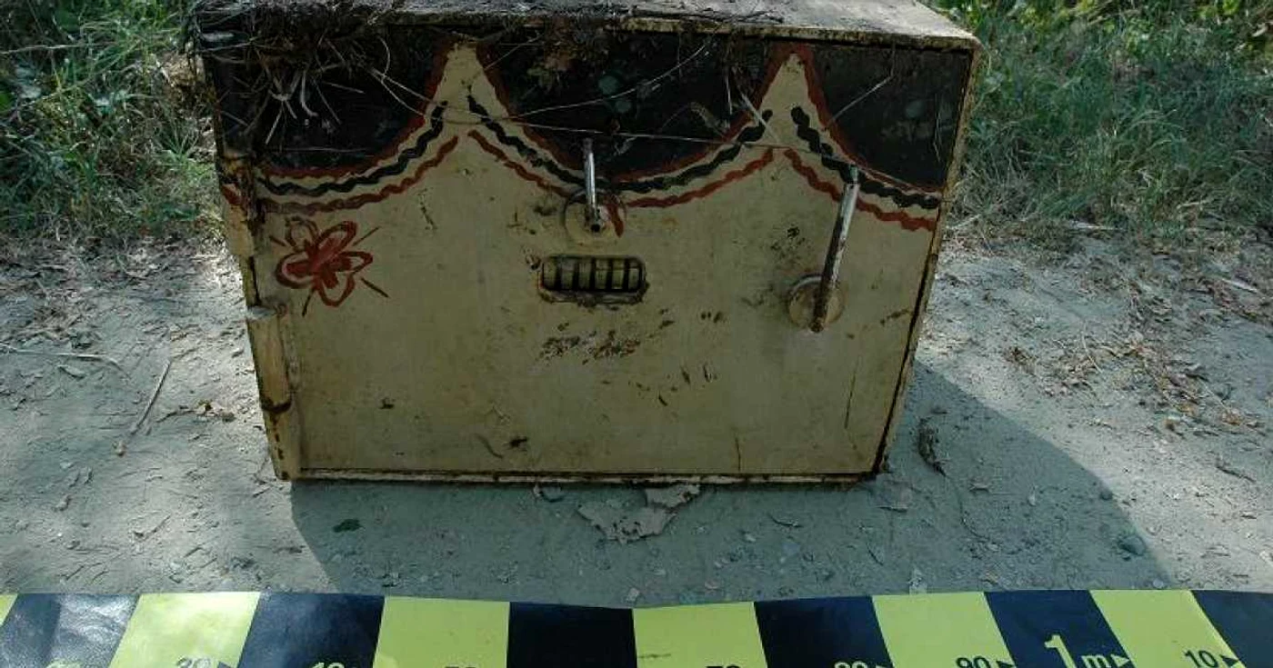 Seiful furat de la Manastirea Turnu a fost descoperit intact intr-o rapa