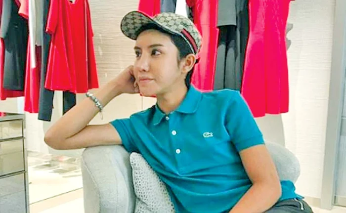 2019. Safiey Ilas conduce un imperiu de cosmetice şi pozează sexy