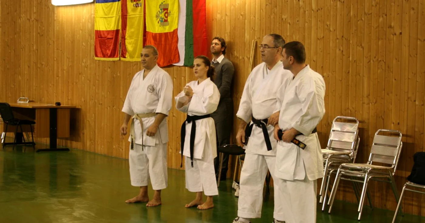 Florin Răducioiu a asistat la antrenamentele karatiştilor FOTO: ADEVĂRUL