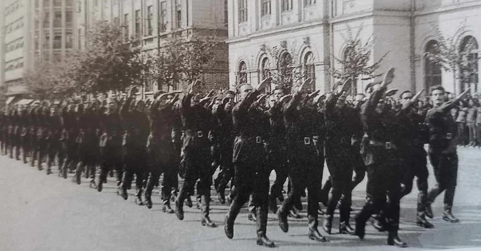 Paradă a Gărzii de fier. Foto wikimedia
