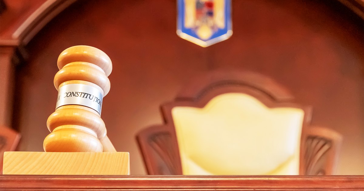 CCR investighează legea indemnizației pentru gemeni