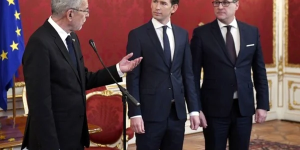 Alexander Van der Bellen 