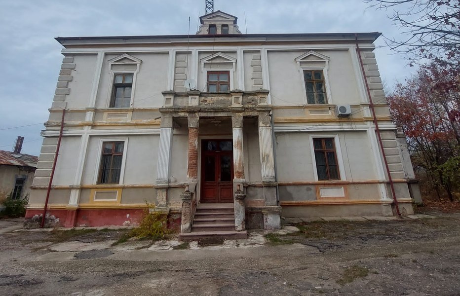 Moșia Elenei Macca din Miroși: noi date