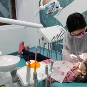 1 copil dentist jpg jpeg