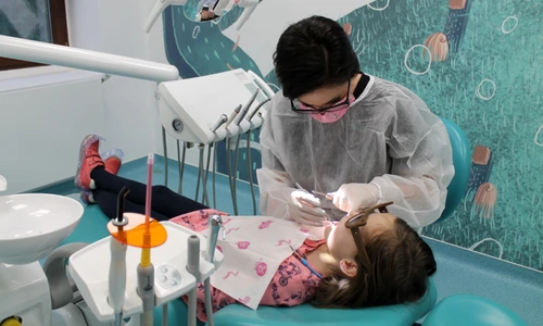 1 copil dentist jpg jpeg