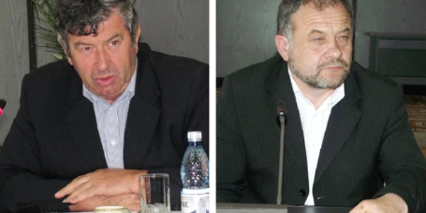 Vasile Mihalachi, preşedintele Consiliului Judeţean Vaslui, şi Dumitru Buzatu, vicepreşedinte