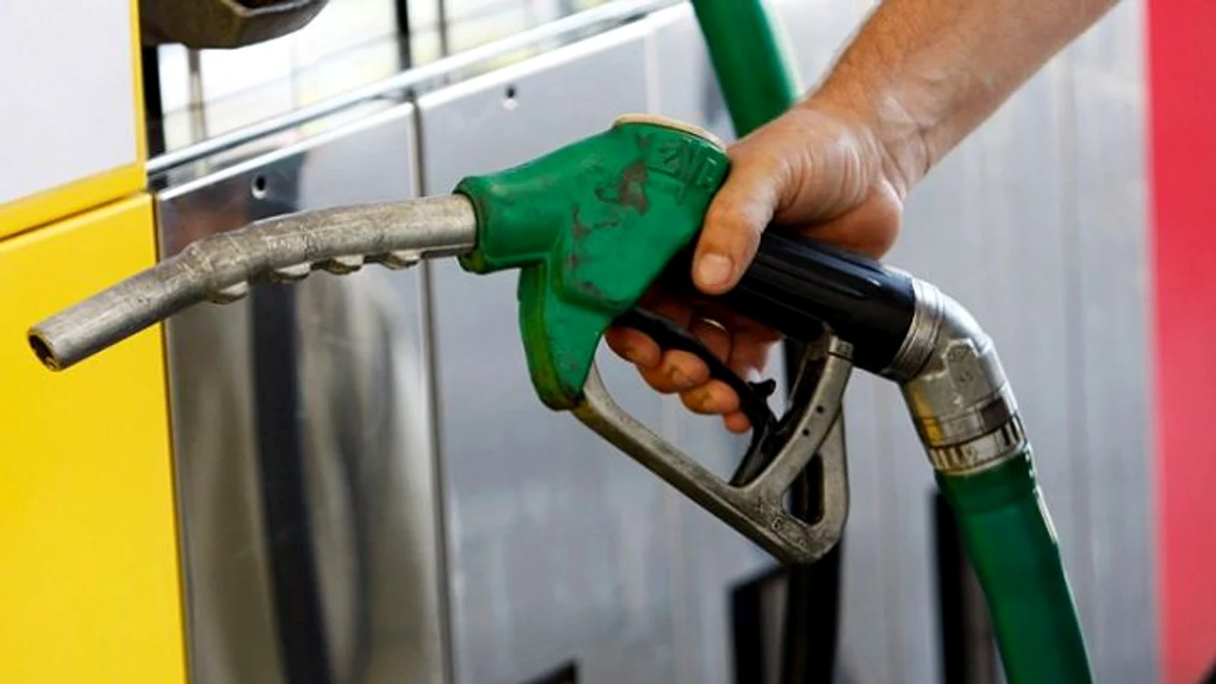 Benzina s-a scumpit FOTO: arhivă, adevărul
