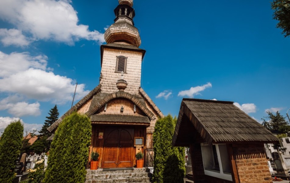 Povestea bisericii în care s-a adăpostit poetul Mihai Eminescu. „M-am covrigat în clopotniţă cu dinţii clănţănind” FOTO