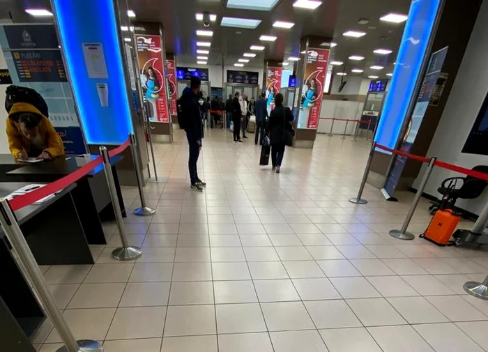 Foarte puțini pasageri mai sosesc pe Aeroportul Otopeni în aceste zileFotografii: CAB