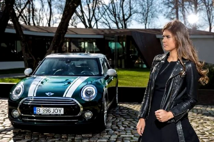 Zilele când Sorana Cîrstea atingea sferturile la Roland Garros, în 2009, par de mult apuse, dar la 26 de ani, jucătoarea noastră cu cea mai bună imagine de divă încearcă o revenire spectaculoasă