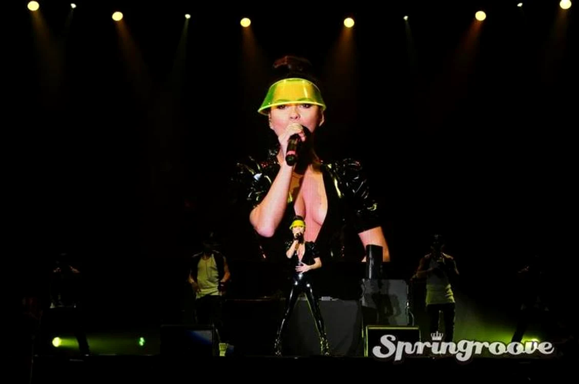 Inna in concert la Tokyo